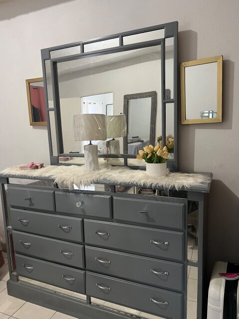 GRAY 9 DREAW DRESSER (USED) Dressers Portmore
