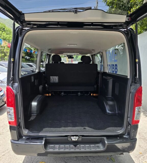 2018 Toyota Hiace Super GL