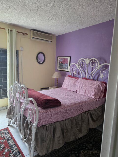 2 Bedroom 2 Bathroom Furnished Apt