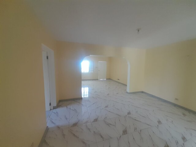 3 Bedroom Coral Gardens