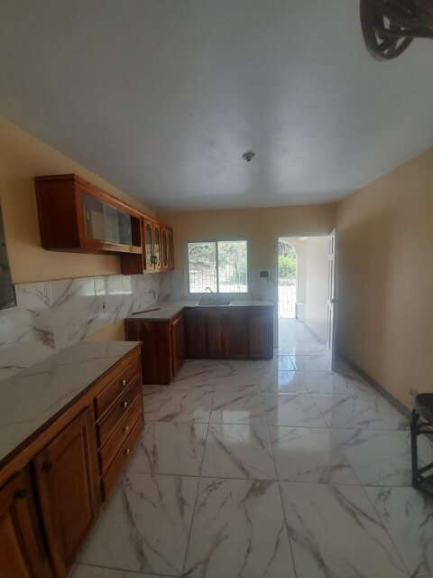 3 Bedroom Coral Gardens