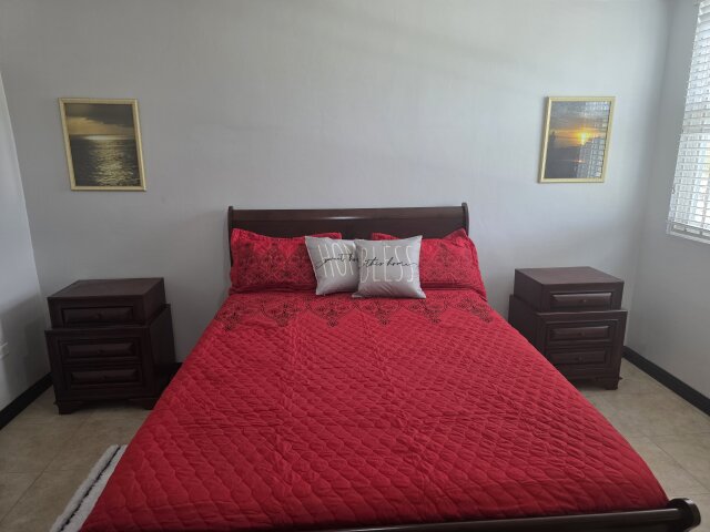Beautifully Furnished 3 Bedroom Apt