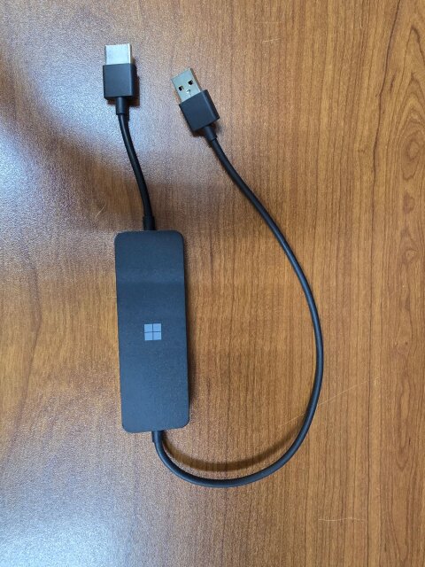 MICROSOFT 4K WIRELESS DISPLAY ADAPTER – MODEL 1942