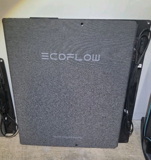 EcoFlow 160W Portable Solar Panel – Foldable-Used Tools Ligueanea, Papine Or Half Way Tree
