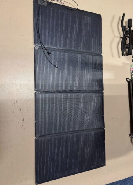 EcoFlow 400W Portable Solar Panel – Foldable IP68
