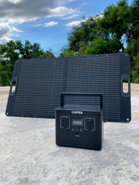 600 Watt Solar Power Station With 100 Watt Panel Tools Kingston