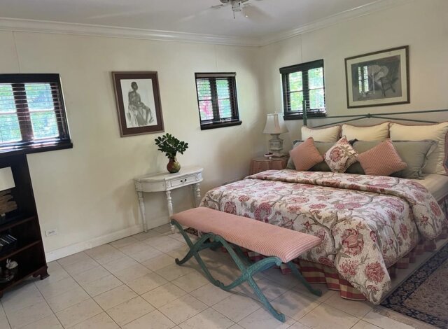 4 Bed, 5 Bath House For Sale