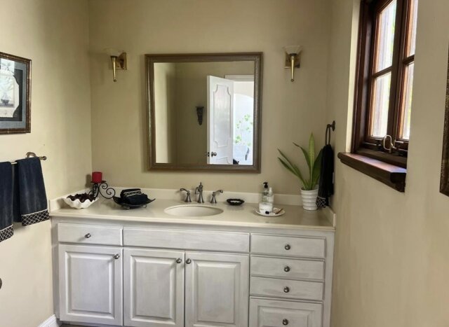 4 Bed, 5 Bath House For Sale