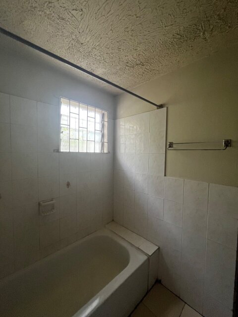 2 Bedrooms In Washington Gardens