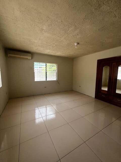 2 Bedrooms In Washington Gardens