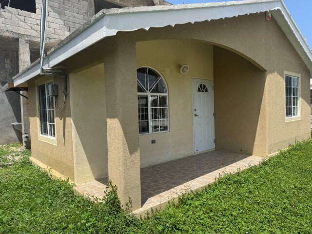 Charming 2 Bedrooms in West Village, Montego Bay