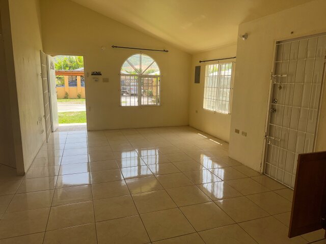 Charming 2 Bedrooms in West Village, Montego Bay