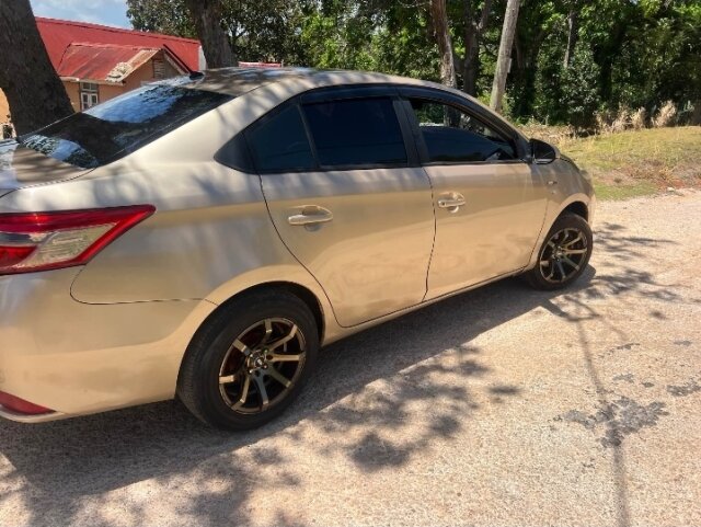 2014 Toyota Yaris For Sale