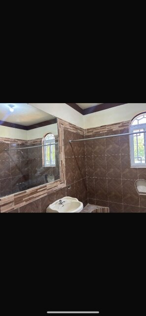 Spacious 1 Bedroom With Big Bathroom