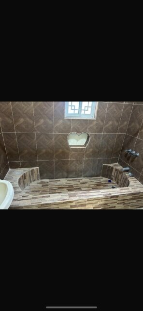 Spacious 1 Bedroom With Big Bathroom
