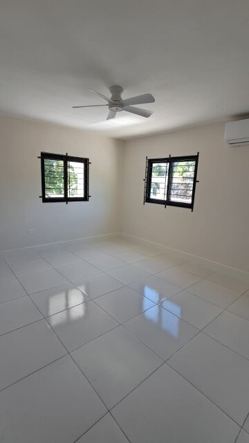 2 Bedroom 1 Bathroom Apartment