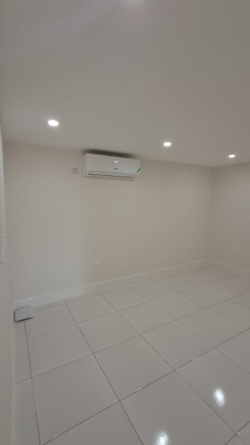 2 Bedroom 1 Bathroom Apartment