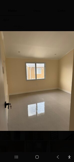 2 Bedrooms 2. 5 Bathrooms Townhouse