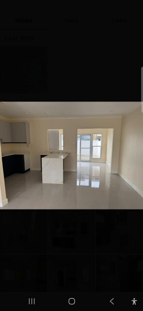 2 Bedrooms 2. 5 Bathrooms Townhouse