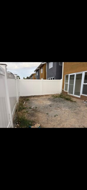 2 Bedrooms 2.5 Bathrooms Townhouse Houses Portmore