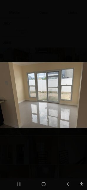 2 Bedrooms 2.5 Bathrooms Townhouse