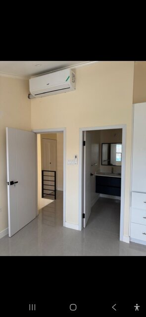 2 Bedrooms 2.5 Bathrooms Townhouse