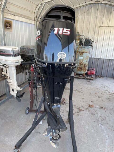 Slightly Used Suzuki 115HP 4Stroke Outboard Motor Boats Kingston
