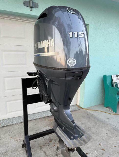 Slightly Used Yamaha 115HP4 Stroke Outboard Motor Boats Kingston