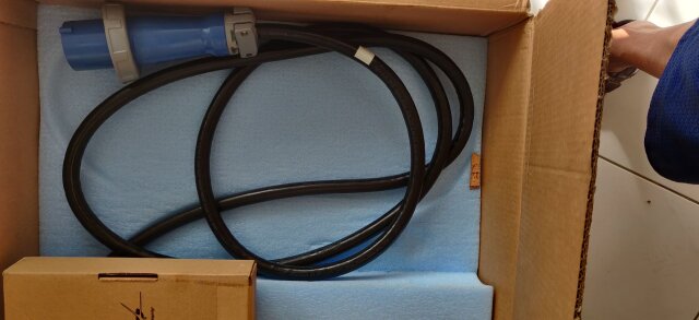 3 PHASE PLUG 460P9W