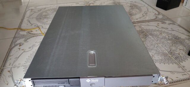 EXTERNAL SAS ULTRIUM  4 LTO TAPE DRIVE