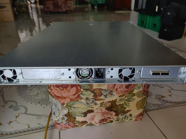 EXTERNAL SAS ULTRIUM  4 LTO TAPE DRIVE