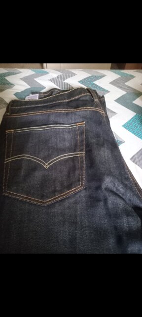 Levi's Jeans - W36 L34 (Dark Wash Denim)