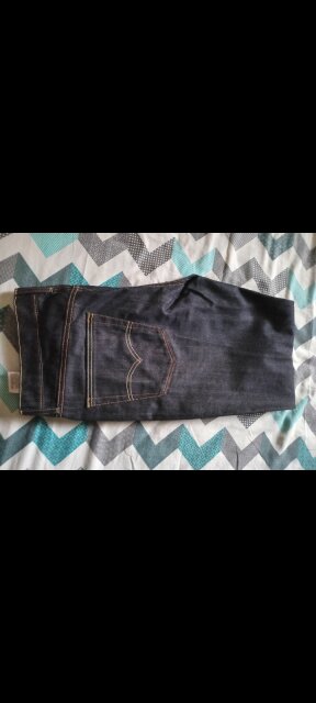 Levi's Jeans - W36 L34 (Dark Wash Denim)