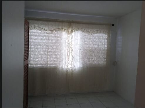 Unfurnished 2 Bedrooms In Shared Townhouse Townhouses Liguenea