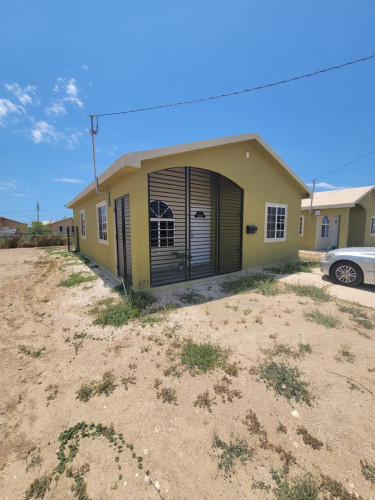 2 Bedroom