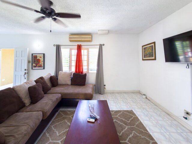 2 Beds 3 Baths Townhouse For Sale - Ocho Rios
