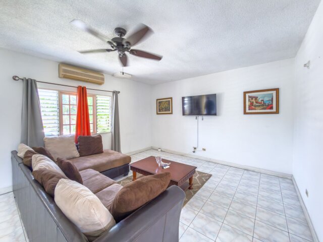 2 Beds 3 Baths Townhouse For Sale - Ocho Rios