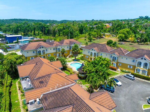 2 Beds 3 Baths Townhouse For Sale - Ocho Rios Townhouses Ocho Rios
