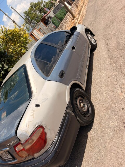 2004 Nissan Bluebird