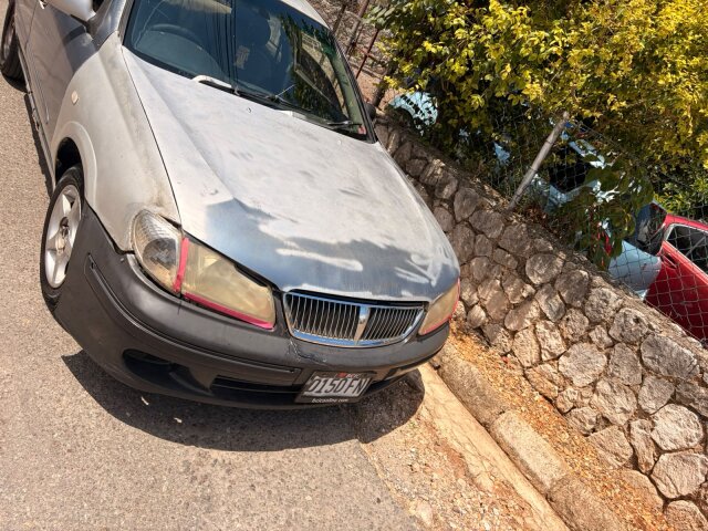 2004 Nissan Bluebird