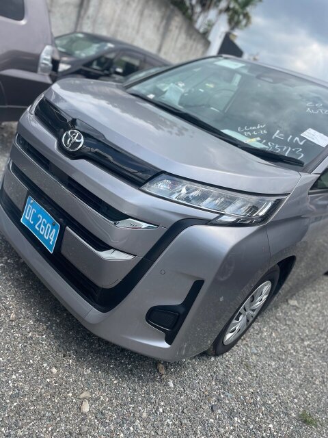 2022 Toyota Noah