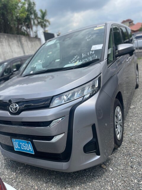 2022 Toyota Noah