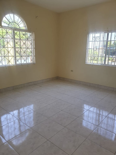 3 Bedrooms Apartment In Mona Apartments Mona, Kingston 6