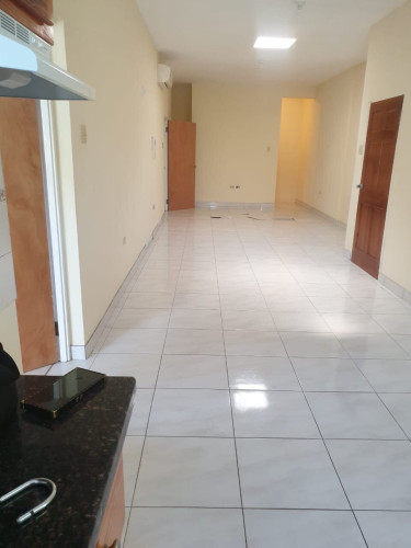 3 Bedrooms Apartment In Mona