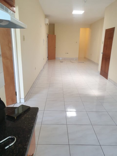 Unfurnished 3 Bedrooms Apartment in Mona