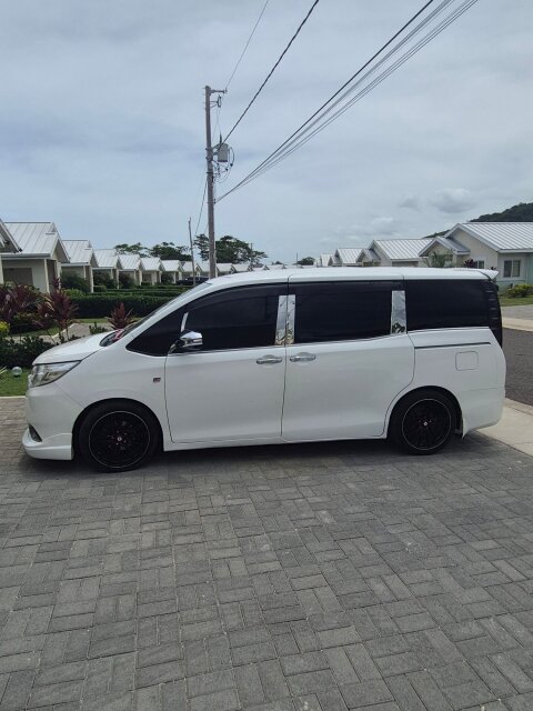2014 Toyota Esquire