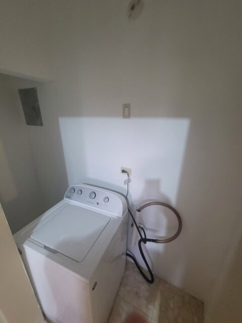 2 Bedrooms Apartment For Ret