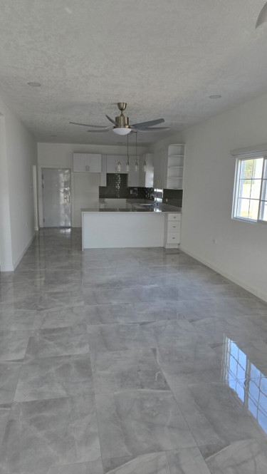 2 Bedroom