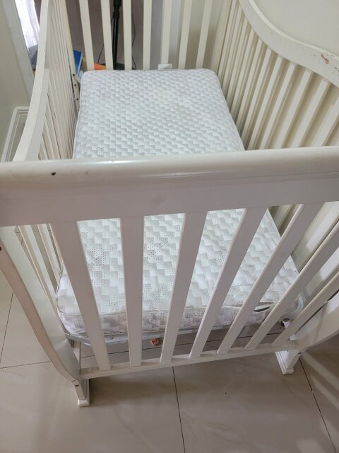 White Wooden Crib Cribs & Nursery Kingston