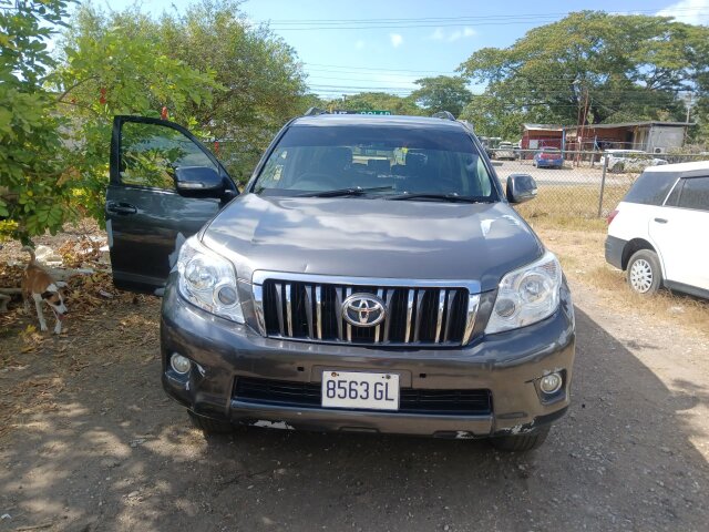 2013 TOYOTA PRADO TXL 895 0488 Vans & SUVs Old Harbour